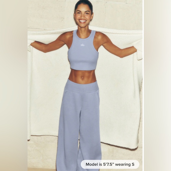 ALO Serenity Wide Leg Sweatpants & Cropped Serenity Coverup - Picture 3 of 15